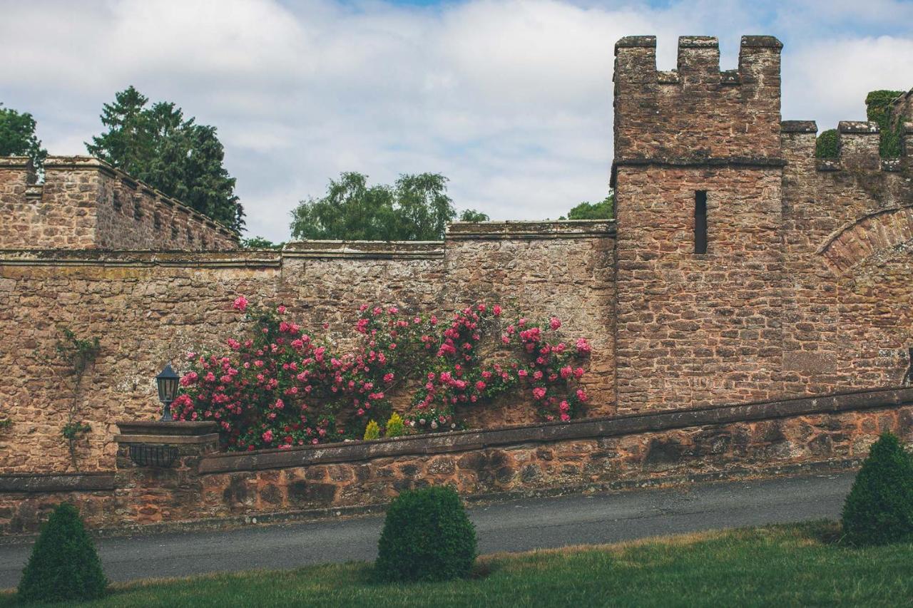 Rowton Castle Ξενοδοχείο Cardeston Εξωτερικό φωτογραφία